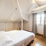 拉斯奇酒店 酒店 萨雷